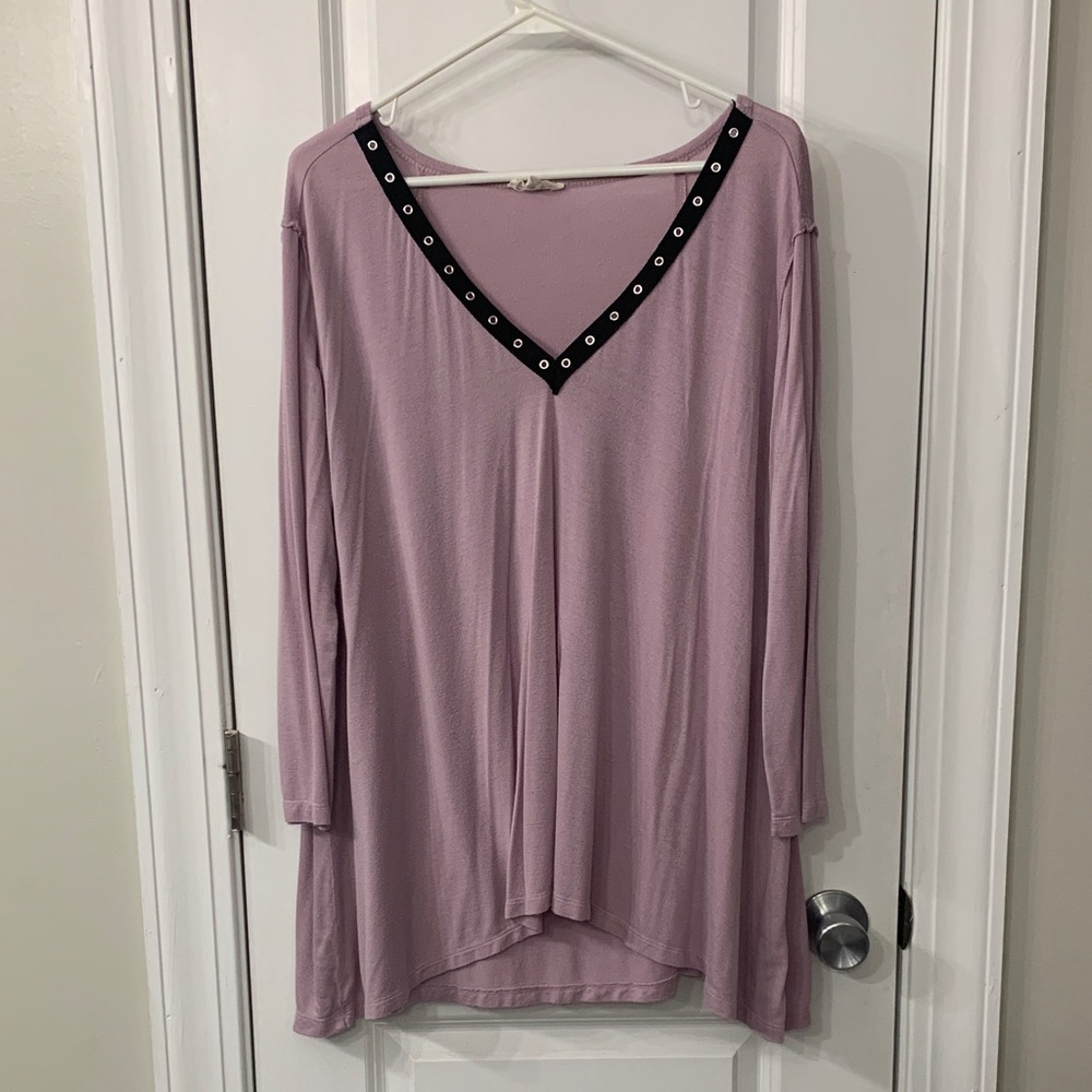 Entro Lavender V-Neck Tunic with Black Trim